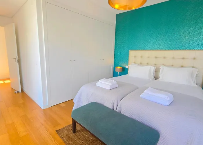 Luxury & Private Heatable Pool In Албуфейра