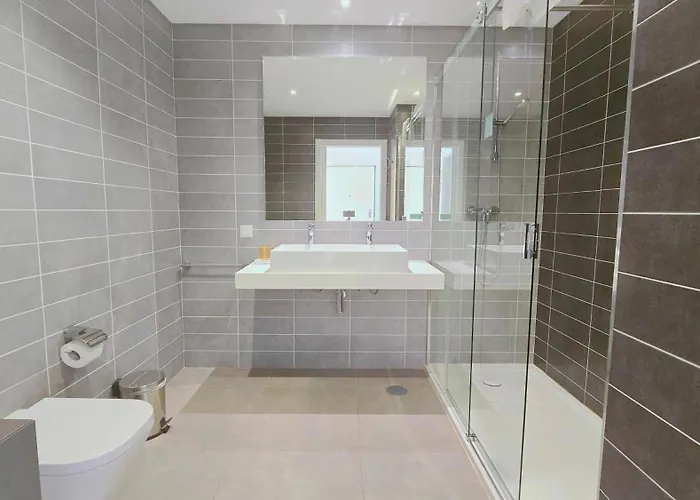 Вілла Luxury & Private Heatable Pool In Албуфейра