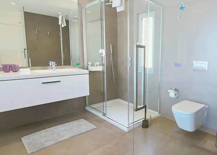 Luxury & Private Heatable Pool In Вілла Албуфейра