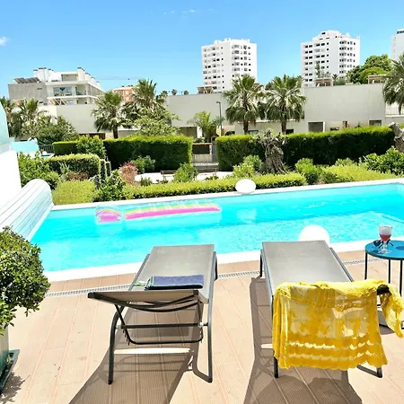 Luxury & Private Heatable Pool In 빌라