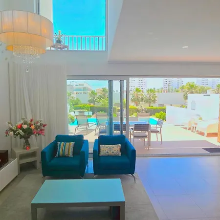 Luxury & Private Heatable Pool In 빌라